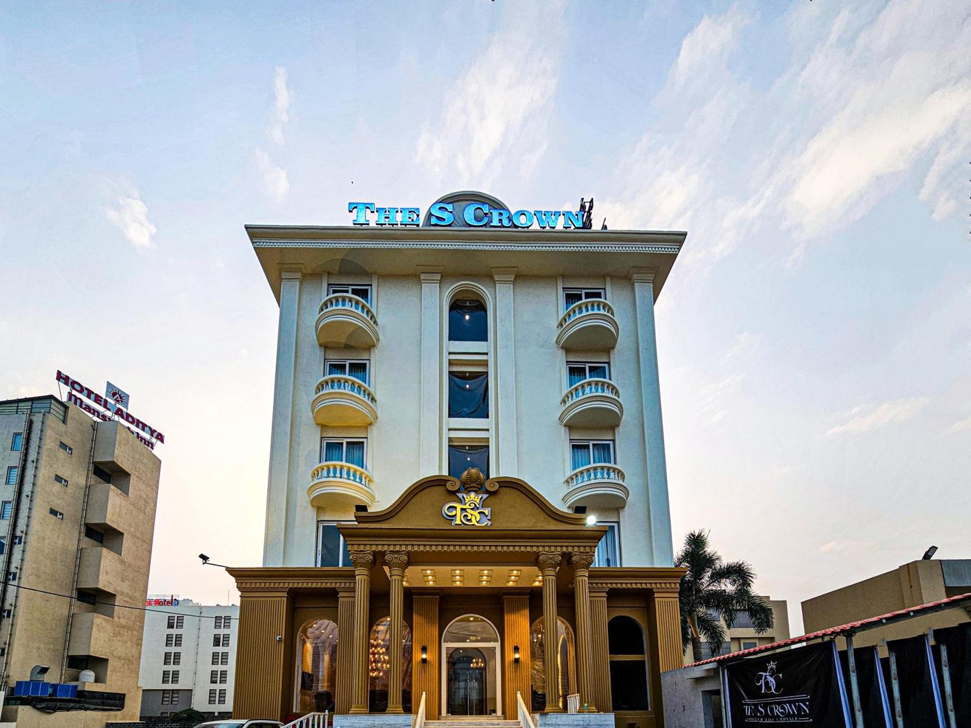 Hotel The S Crown Somnāth Exterior foto